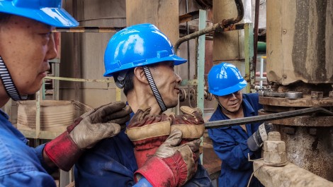 “蒸”戰(zhàn)檢修，絕不服“暑”---公司停車(chē)檢修紀(jì)實(shí)